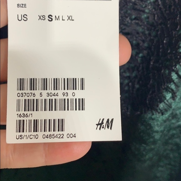 H&M Emerald Green crushed velvet lace tank top women’s small new with tags - Picture 4 of 7